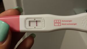 Schwacher strich schwangerschaftstest schwangerschaftstest andeutungsweise