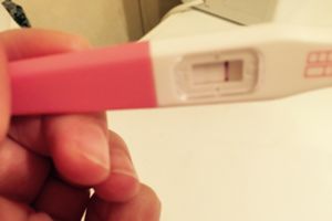 Dm frühtest Schwangerschaftstest Test